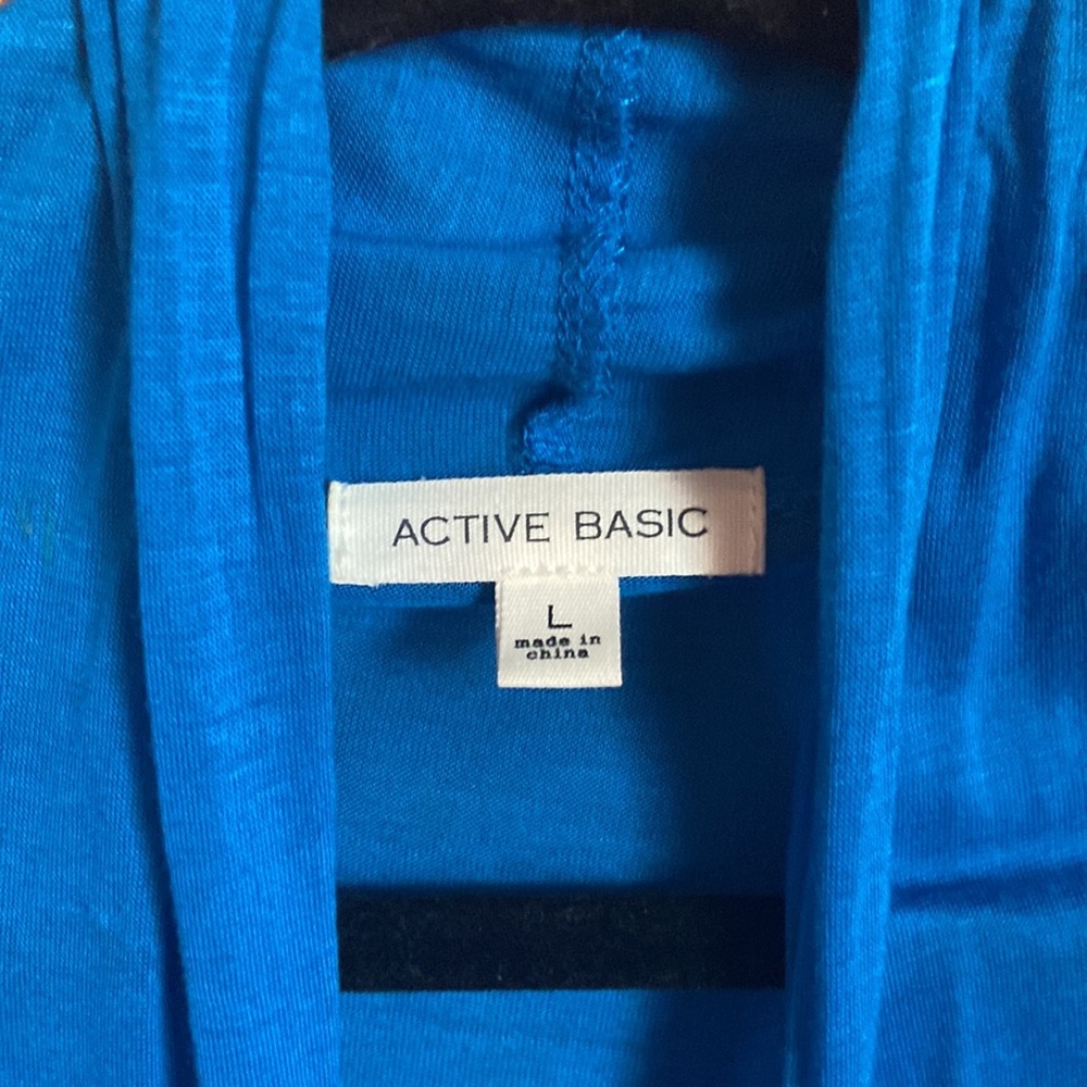 Active Basic sheer flowy jacket - Picture 2 of 6